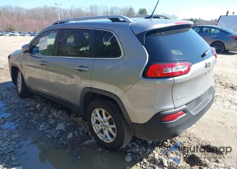 2015 Jeep Cherokee Latitude z USA, uszkodzony, nr VIN 1C4PJMCS4FW738423